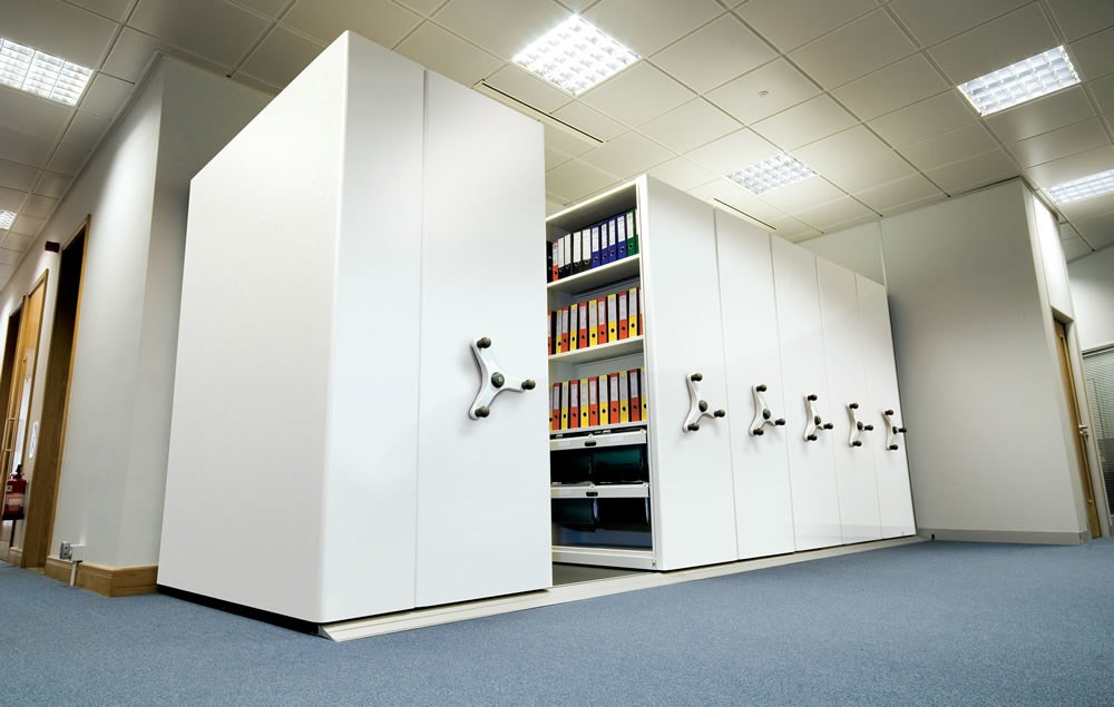 6 surprising benefits of mobile shelving for businesses